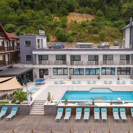 Casa 9 - Villa & Spa Ieşelniţa Exterior foto