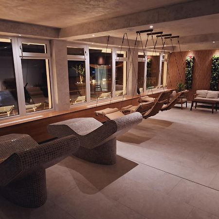 Casa 9 - Villa & Spa Ieşelniţa Exterior foto