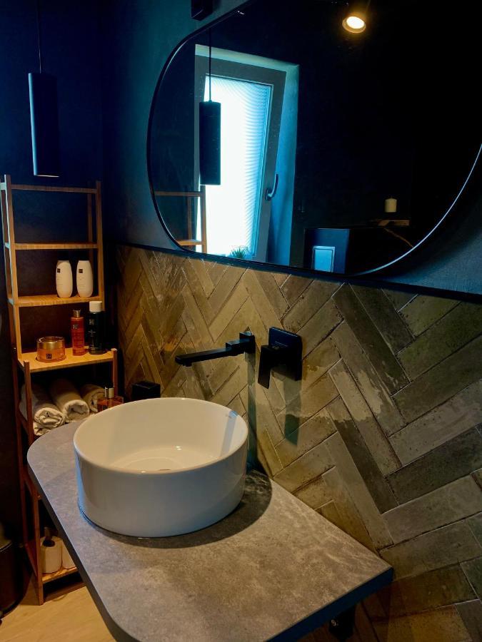 Casa 9 - Villa & Spa Ieşelniţa Exterior foto